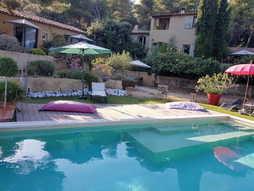 La Maison De Charlie Vaugines Εξωτερικό φωτογραφία