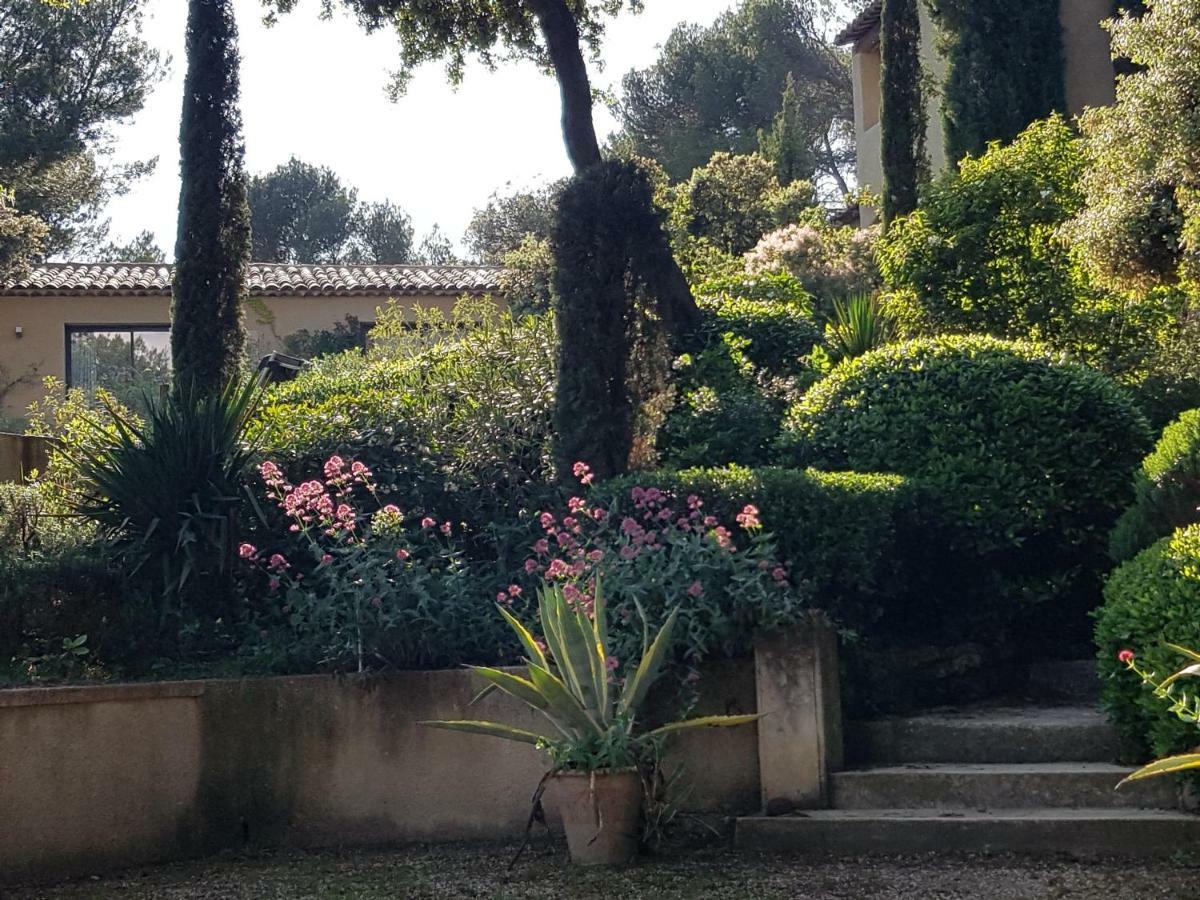La Maison De Charlie Vaugines Εξωτερικό φωτογραφία